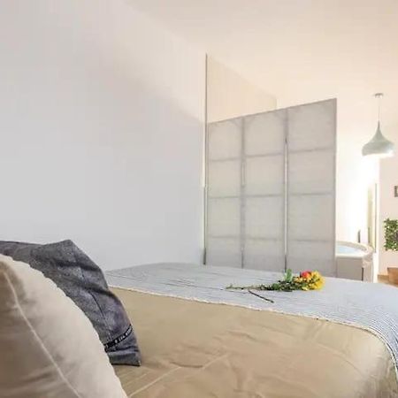 Apartamento Suit Centro Historico De Malaga Luaran gambar