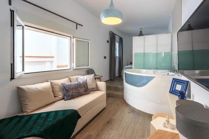 Apartamento Suit Centro Historico De Malaga Luaran gambar